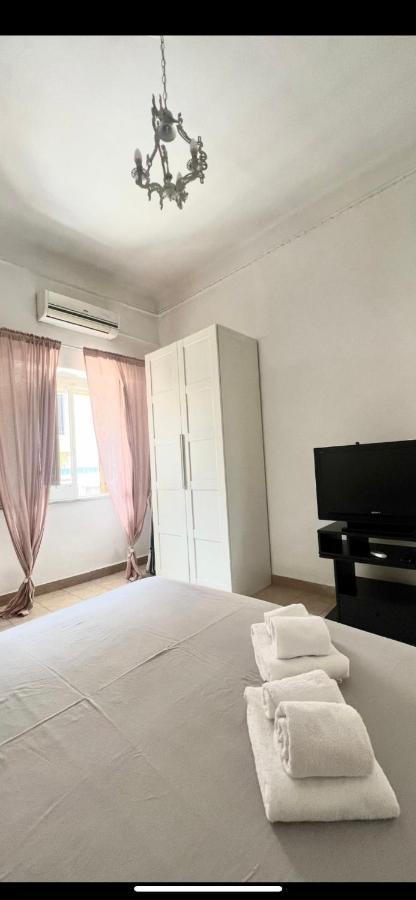 Casa Myda Apartment Bari Bagian luar foto